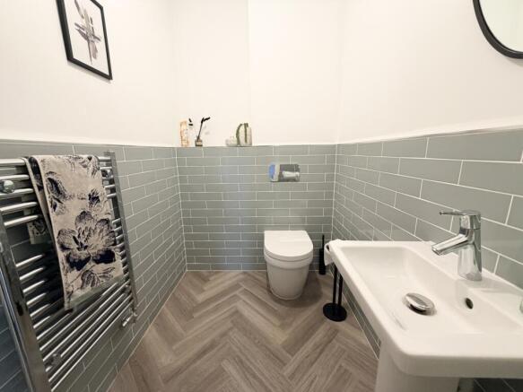 3 bed Semi-Detached for sale Image 7