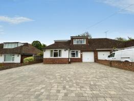 6, Springcroft, Longfield DA3 8AS