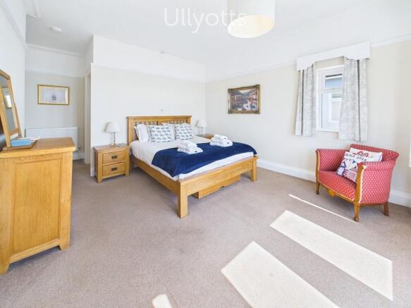3 bed Semi-Detached for sale Image 7