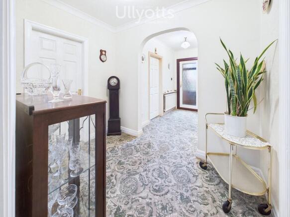 2 bed Detached Bungalow for sale Image 4