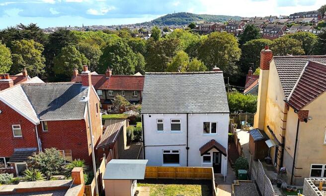 3 bed Detached to rent Image 11