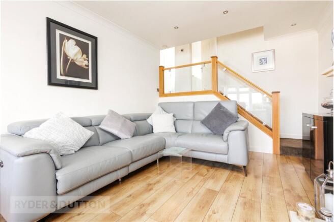 3 bed Semi-Detached for sale Image 6