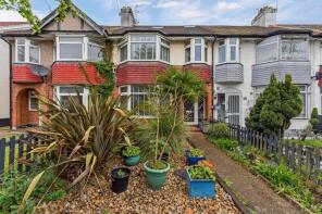 41, Eskdale Avenue, Northolt UB5 5DJ