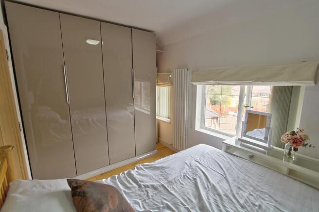 Bedroom 2B