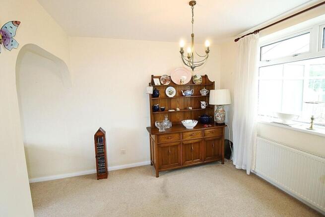 3 bed Semi-Detached for sale Image 9