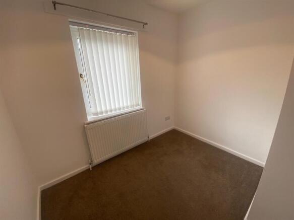 3 bed End of Terrace to rent Image 10