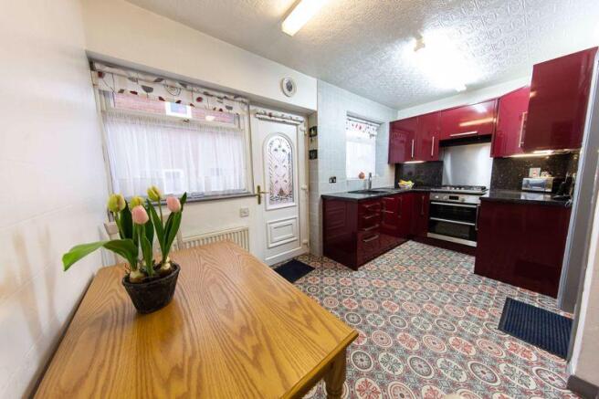 Kitchen & ...