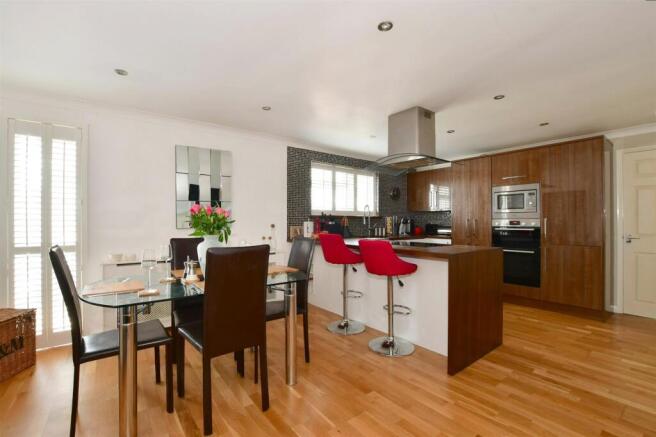 Kitchen/Living Room