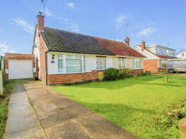 9, Greenlands, Rochford SS4 1ST