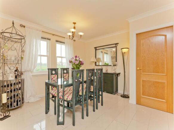 Dining Room.jpg