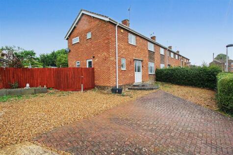 NN14 Drayton Close, Islip