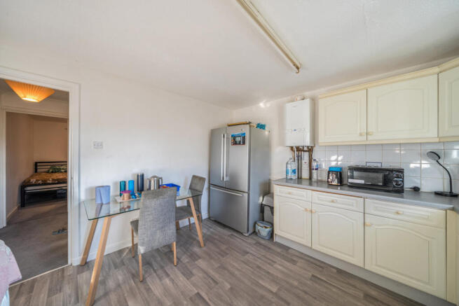 1383140-14-692073...