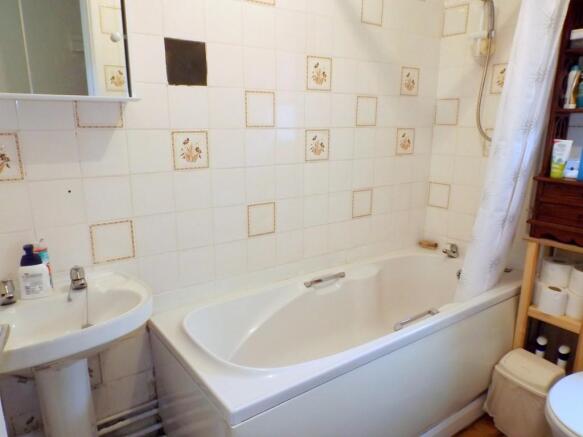 Photo 8