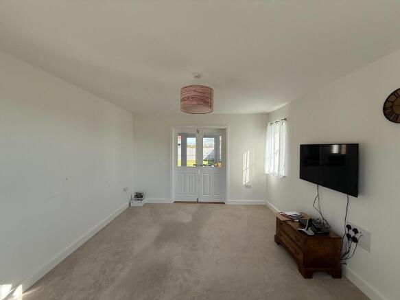 31, Yarrow Drive, Hunstanton PE36 photo 4