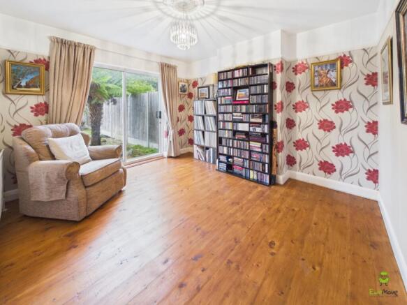 Presented by Clinton at EweMove Bexleyheath and Da