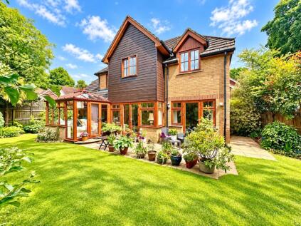 The Ostlers, Hordle, Lymington, Hampshire, SO41