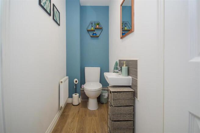 3 bed Semi-Detached for sale Image 5