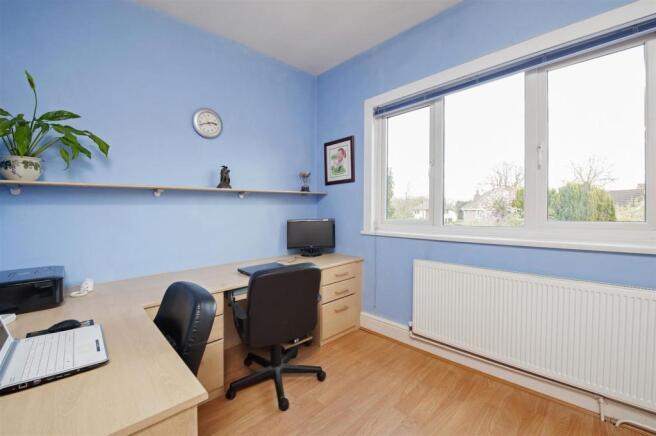 21 Belvedere Road8.j