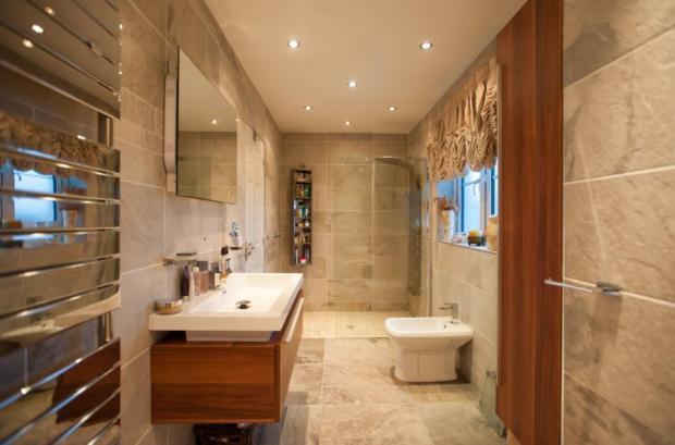 Master En-Suite