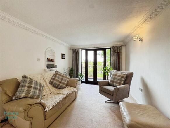 3 bed Detached for sale Image 5
