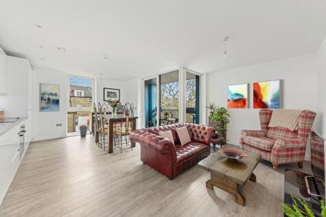 Hampton Court, Batavia Road, New Cross, SE14