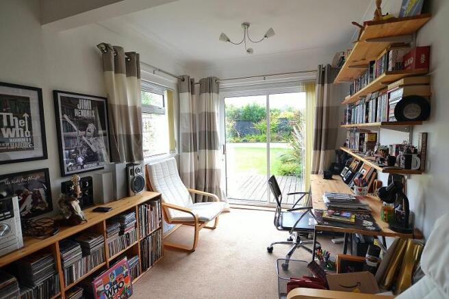 Garden room