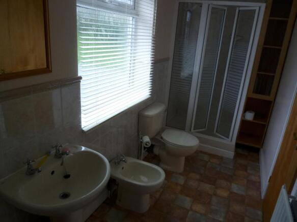 En-suite to Master