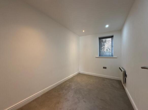 1 bed Flat to rent Image 5