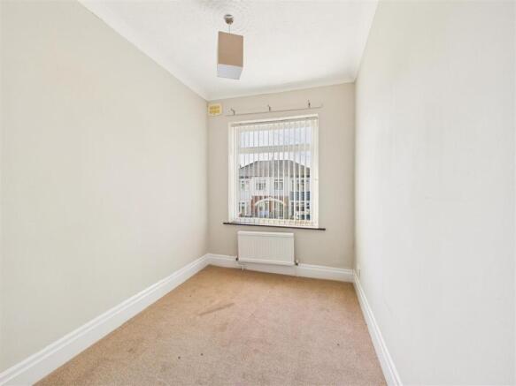 3 bed Semi-Detached for sale Image 10