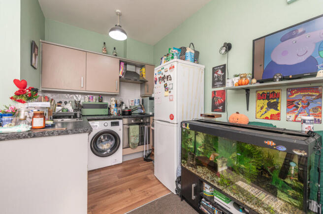 1 bed Flat for sale Image 6