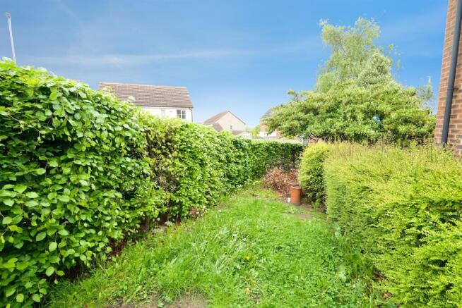 3 bed Semi-Detached for sale Image 11