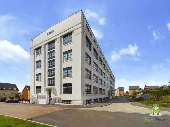 EweMove Basingstoke Estate Agents - Lilly Court - 