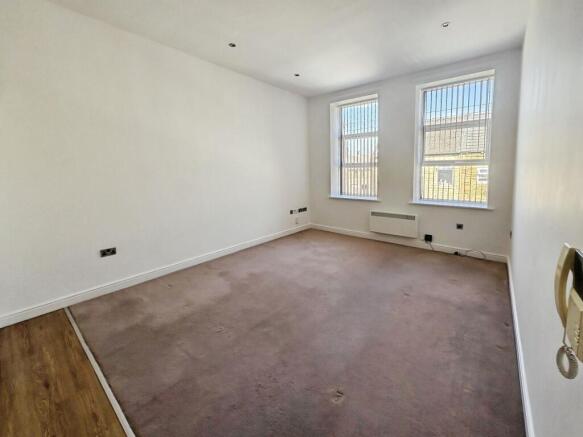1 bed Flat for sale Image 7