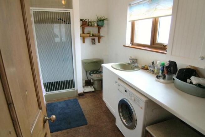 Shower utility room