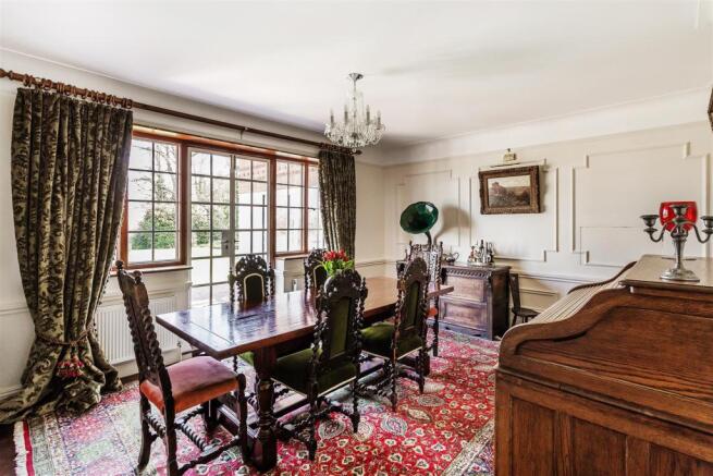 house. estate agency Hascombe dining room