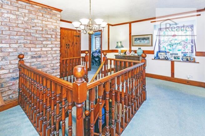 Galleried landing