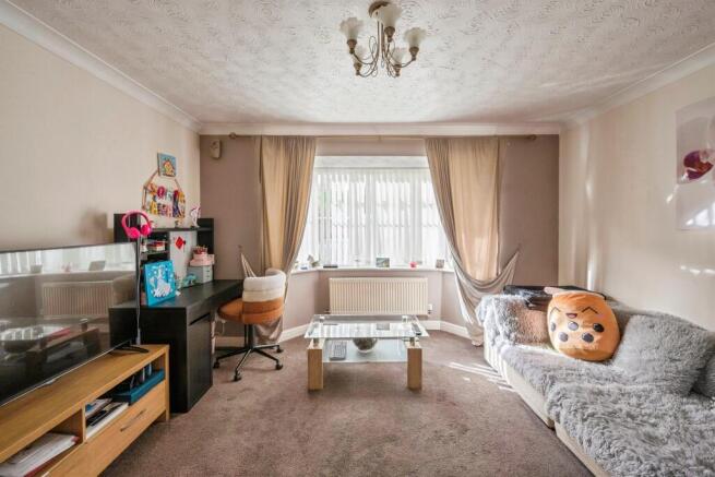 3 bed Detached for sale Image 8