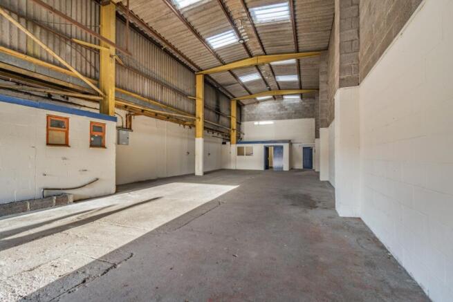 Gallery Image #9 for gbwest11 - West Point Trading Estate - 6000