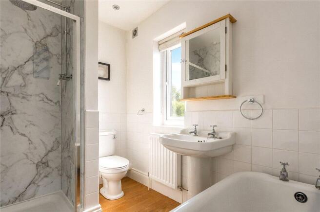 3 bed Terraced for sale Image 9