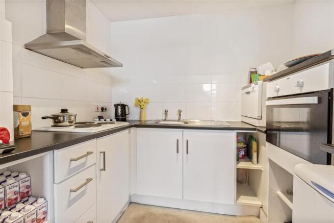 84 Belmaine Court-001.JPG