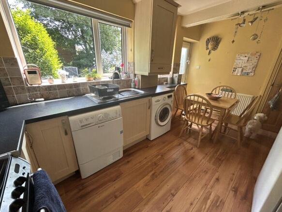 3 bed Terraced for sale Image 5