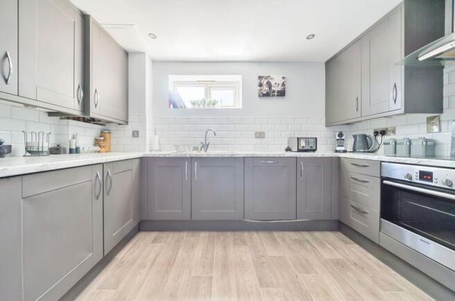 Apartment in Arun, Bognor Regis - View 4