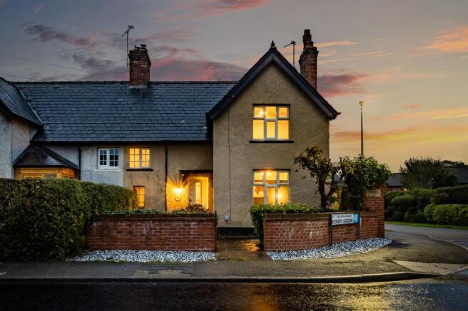 3-bed semi-detached on Rookery Cottage - 120 Hartford Road, Davenham, Cheshire, CW9 8JP, £425,000