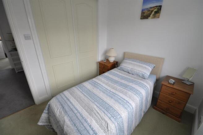 bed4.JPG