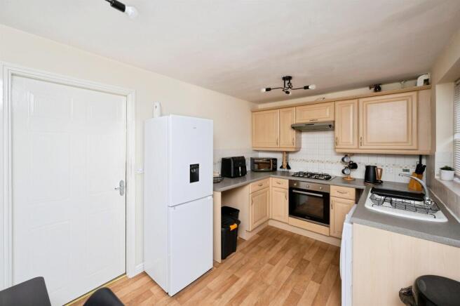 3 bed Town House for sale Image 8
