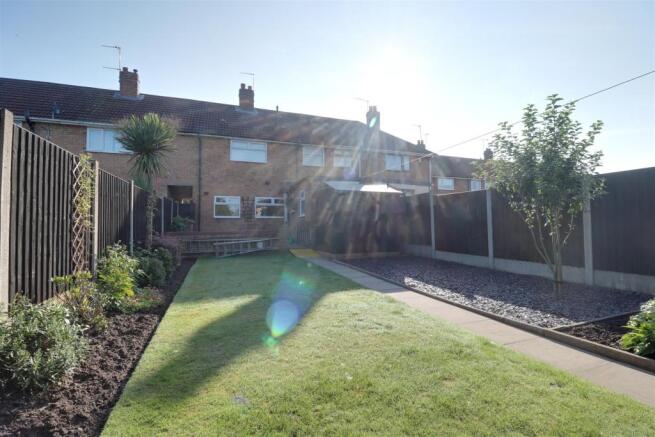 rear garden (5).jpg
