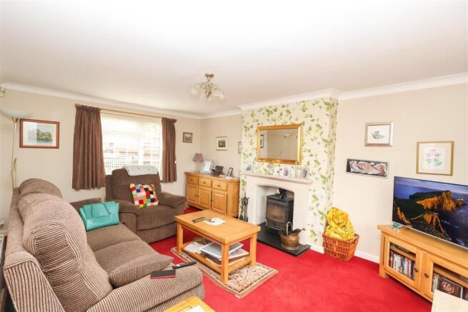 3 bed Detached for sale Image 10