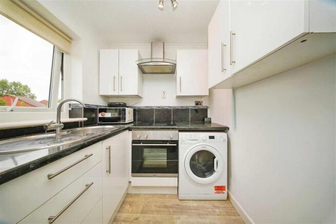 41 Rakersfield Road, New Brighton, Wallasey, CH45 1NW photo 4