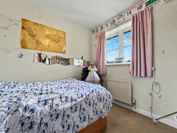 4 bed Detached for sale Image 10