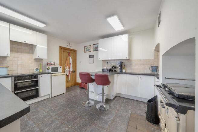 Kitchen.jpg